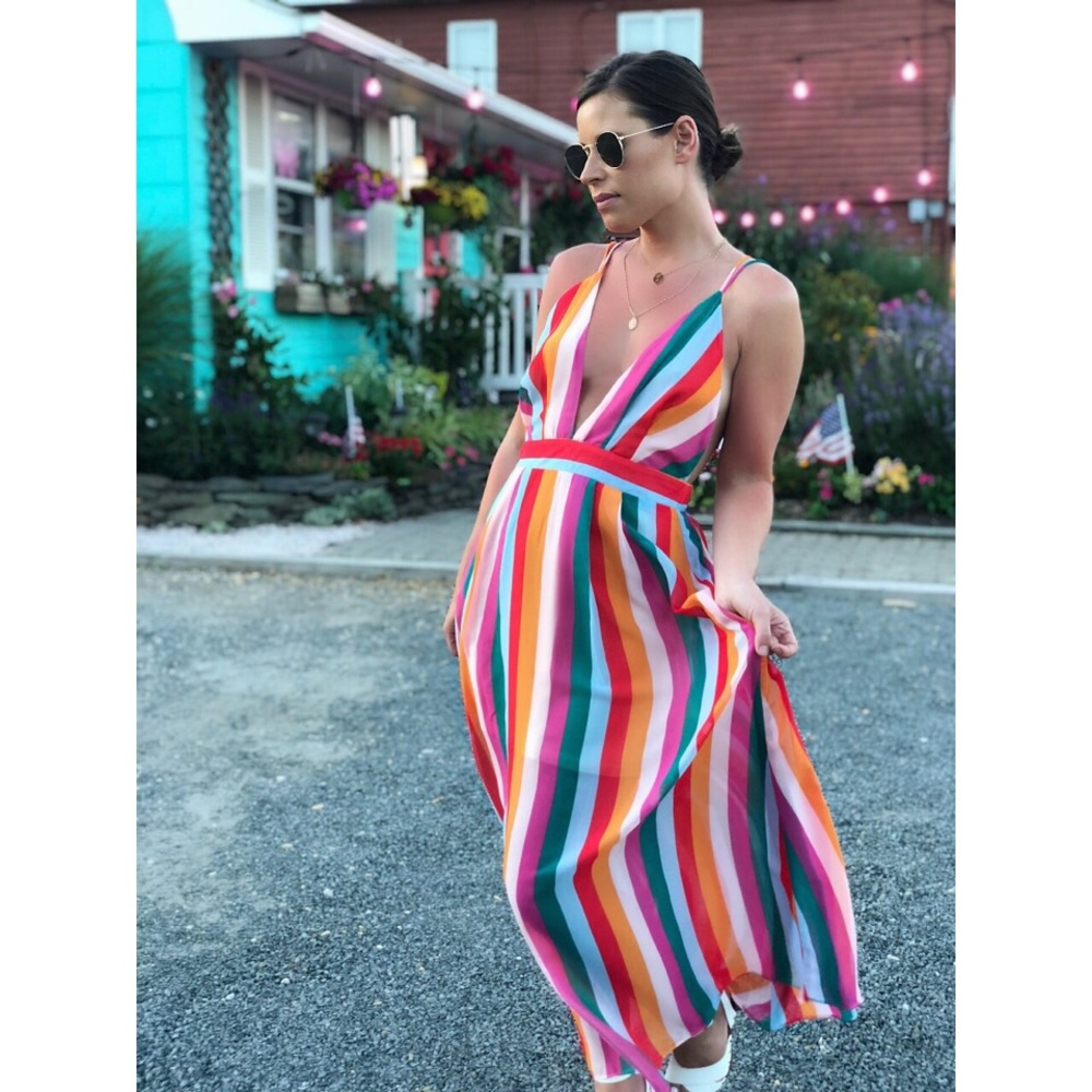 🆕Dorothy Statement Stripes Deep V Maxi Dress - Picture 1 of 8